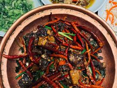 -老滇山寨•云南特色菜•地方菜•民族风情歌舞表演(金碧店)