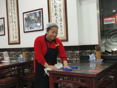 -牛一嘴·兰州牛肉面·大盘鸡(财富中心店)