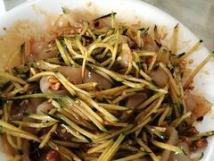 肉丝拉皮-青岛锅贴(四流中路店)