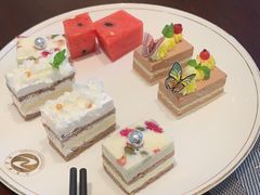 -南郊宾馆·风味自助餐厅·山东十六地市特色菜