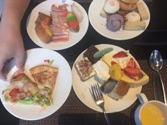 -唐拉雅秀酒店-西锦汇空中BBQ·思创餐厅