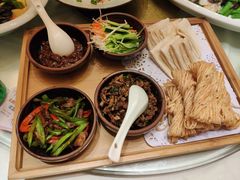 -梦都海鲜酒家(万达广场江桥店)