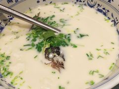 -南京金牛湖巨碗鱼头