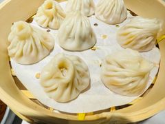 蟹粉小笼-馋三尺蟹粉小笼(人民广场店)