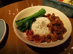 台北士林卤肉饭-杂咖zacup(领展中心城店)