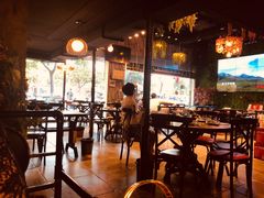 大堂-老五烧烤(盘金华府总店)
