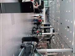 -天津波士信达奔驰4S店(卫津南路店)