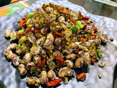 俏味酸菜红豆-兄弟·南瓜田鸡