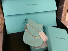 -Tiffany & Co.蒂芙尼
(广州太古汇店)