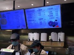 -奈雪的茶(湖滨银泰in77C区PRO店)
