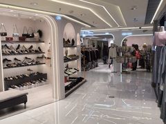 -广州白马服装市场