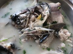 -美顺香食府鱼头老店(雪野湖店)