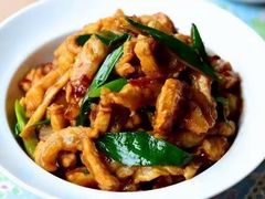 -八两八金·莱芜特色炒鸡(市南漳浦路店)
