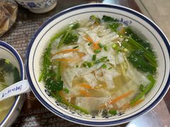 敲鱼面-长人馄饨铺(解放街店)