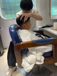-PE SALON