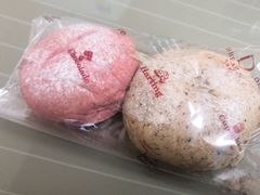 -顶东面包花园·生日蛋糕(世博店)