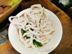 -老牌坊云南鱼豆花火锅(哈西万达店)