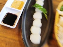 -花菇朵·云山雀 ll 野生菌锅·野果酸汤·精品滇菜(万柳店)