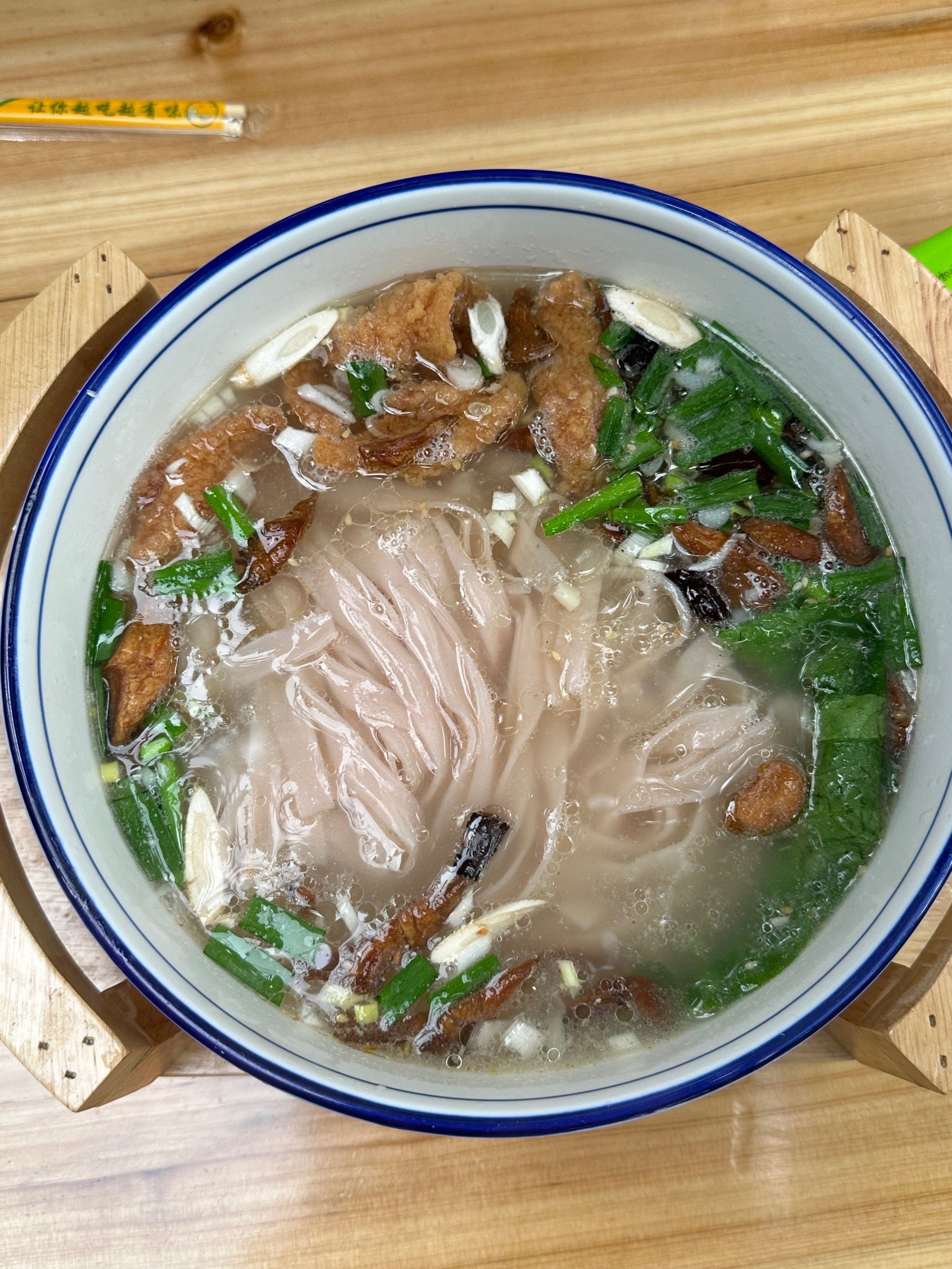 建水草芽米线