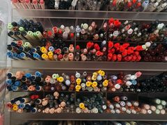 -名创优品(北京新中关购物中心地铁层店)
