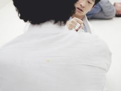 -菠萝格斗巴西柔术训练馆