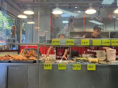 -明姨仔潮汕美食·碳炉猪脚·汕尾牛腩饭·起片鸡煲(起义路店)