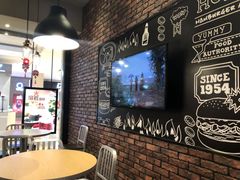 用餐区-汉堡王(大连柏威年餐厅店)