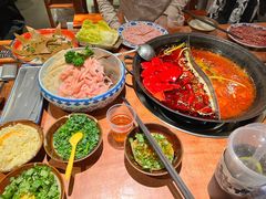 -周小明火锅(黑金冠社区店)