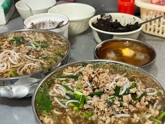 -正宗杨记普洱酸醋米线(总店)