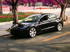 -TESLA 特斯拉(广州天环广场体验店)