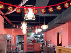 大堂-渔香岛美蛙鱼头火锅(威清路店)
