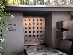 -穹六人间 people 6(岳阳路店)