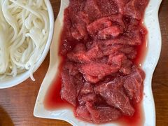 -菌海森林·非遗野生菌火锅(西山区滇池路摩根道店)