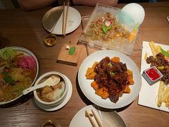 融.炆火牛肉-融和里(华润·二十四城店)