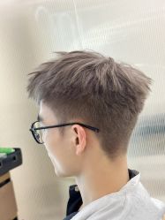 -尤司男士国潮理发馆