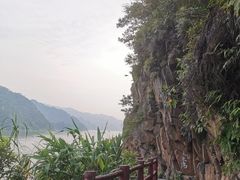 -羚羊峡古栈道森林公园
