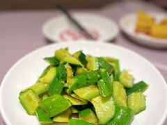 拍黄瓜-有位虾匠·香辣蟹·小龙虾(李村店)