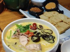 -云海肴·汽锅鸡·云南菜(天津国金汇店)