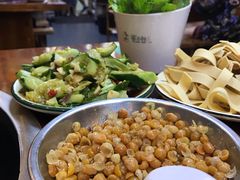 -曹丞相·地锅鸡·地锅鱼(武林店)