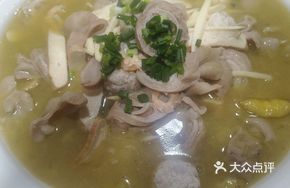 Pork Tripe with Three Delicacies