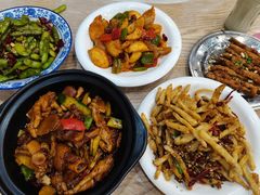 -江城燕子大排档(江汉路步行街店)