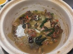 -东巴谷野生菌火锅餐厅