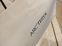 -ARC'TERYX始祖鸟(北京王府中环店)