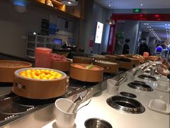 自助取餐区-龍歌自助小火锅(市南金茂湾店)