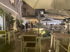 -Mark&Mars Restaurant