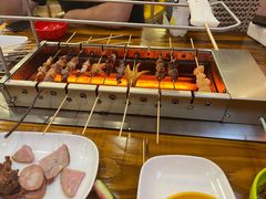 -哈尔滨小酒馆·鲜肉现穿自助烧烤(康新花园店)