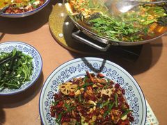 -佬湘楼·27年湘菜(天河都市广场店)