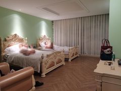 -南洋冠盛酒店(广州天河公园地铁站店)