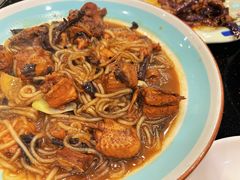 东北小鸡炖蘑菇-东北农家小院(定西路店)