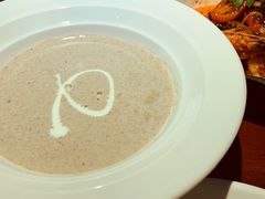 -鹿萤季·营地小馆(皇后公园店)